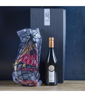 Geschenkbox mit der Hälfte von San Daniele Rohschinken und Friulano" Wein.